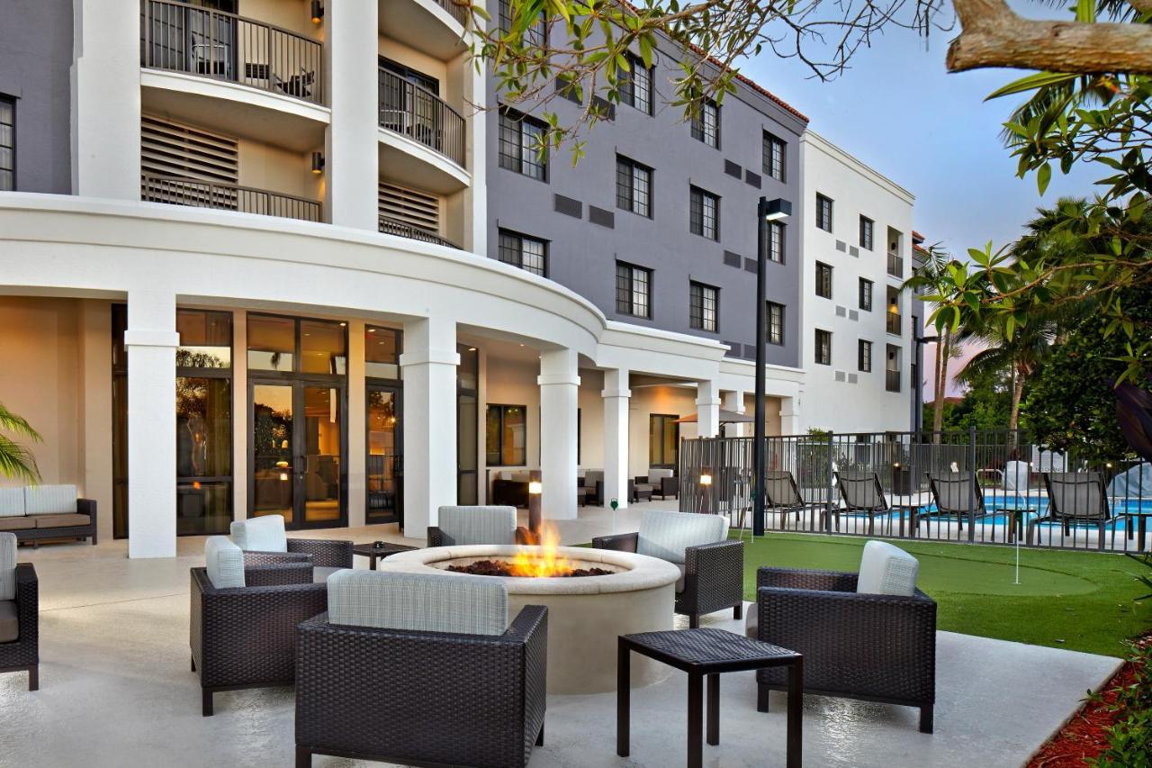 מלון Courtyard By Marriott סטוארט מראה חיצוני תמונה