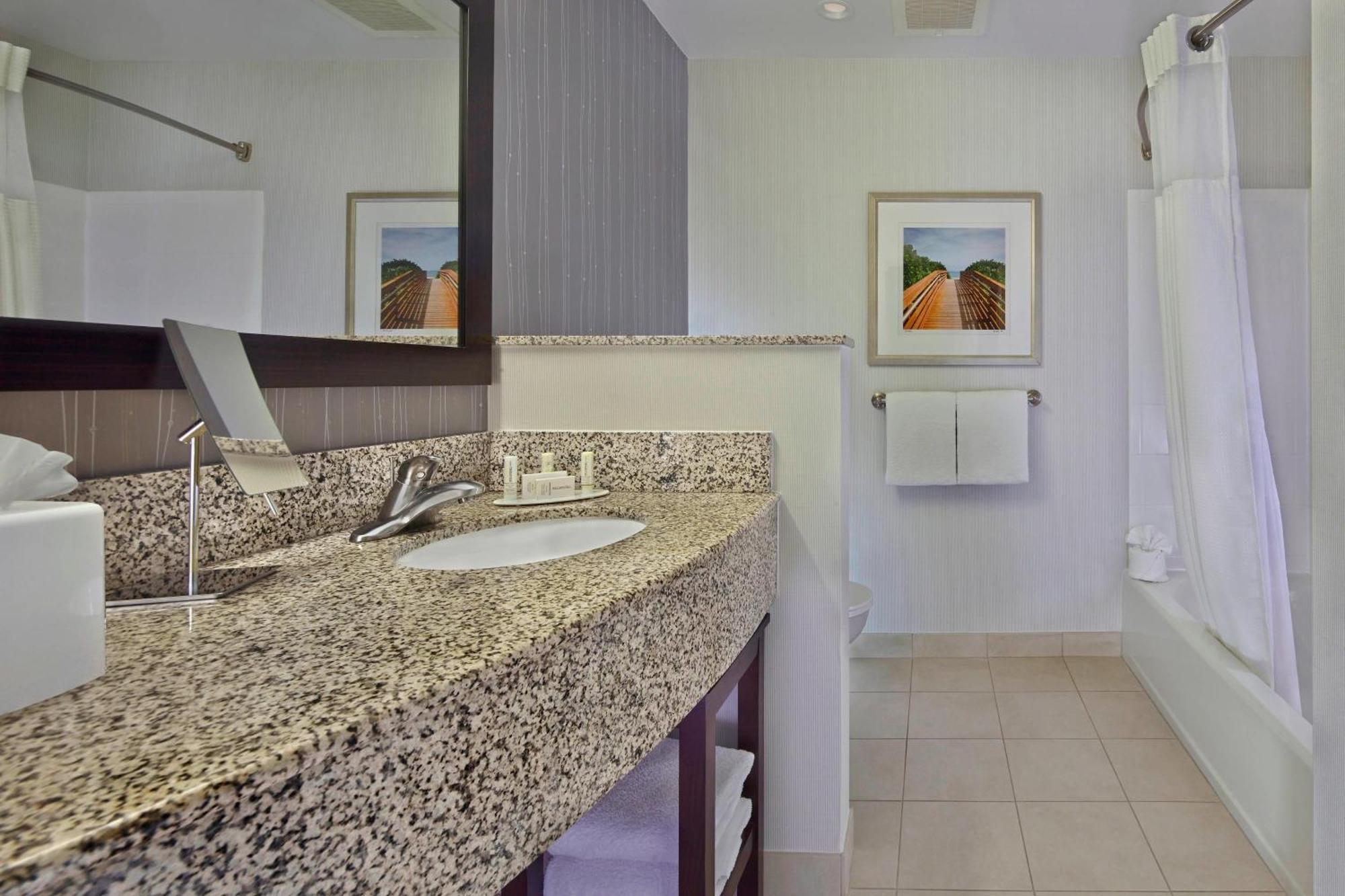 מלון Courtyard By Marriott סטוארט מראה חיצוני תמונה