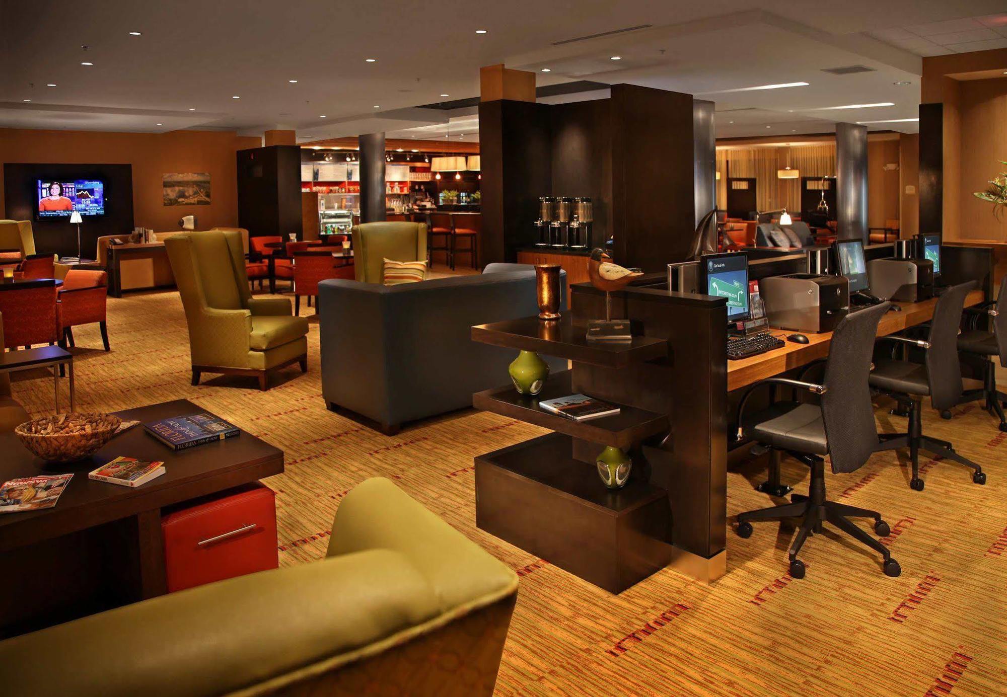 מלון Courtyard By Marriott סטוארט מראה חיצוני תמונה