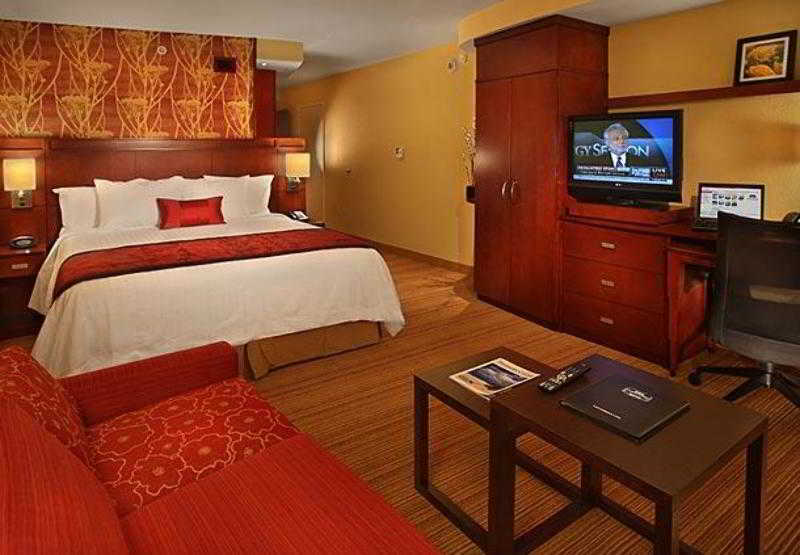 מלון Courtyard By Marriott סטוארט מראה חיצוני תמונה